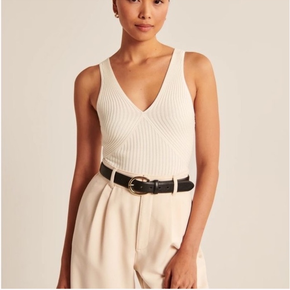 NEW Abercrombie & Fitch cream/off white knit/sweater v neck bodysuit size XL